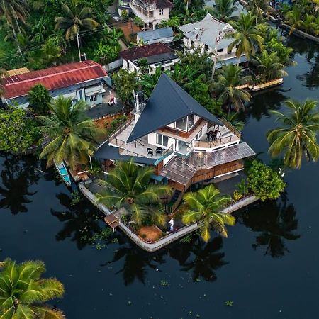 Shiphouse Villa Alappuzha ภายนอก รูปภาพ