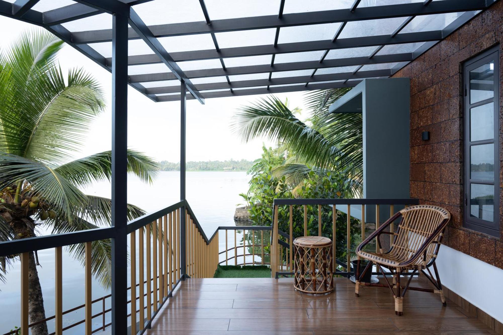 Shiphouse Villa Alappuzha ภายนอก รูปภาพ